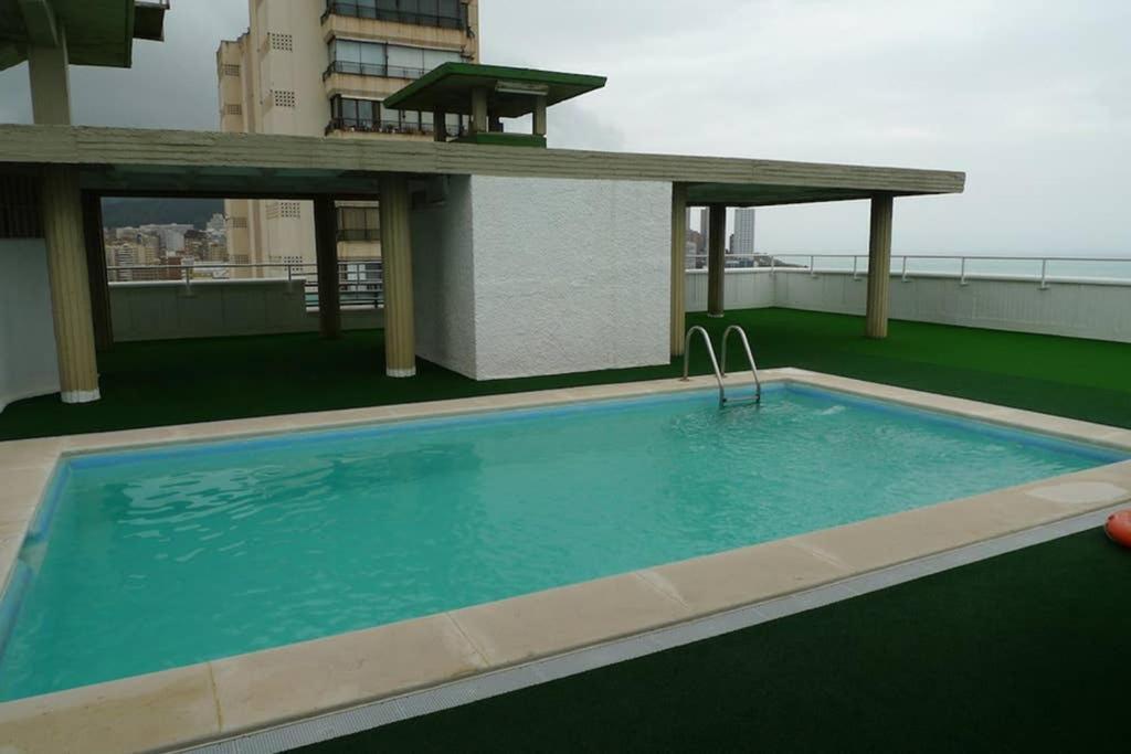 Levante Beach Front Of The Sea Estacha Benidorm Extérieur photo